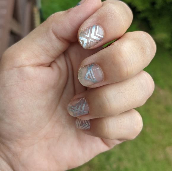 5 for $15 Nail Wraps- Silver Symmetrical (transparent) - Picture 3 of 4
